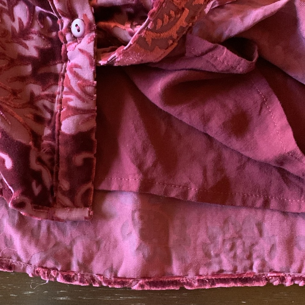 Sundance velour button up long sleeves burgundy floral rayon silk size small - Picture 5 of 7